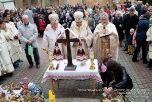 MAUNDY THURSDAY, GOOD FRIDAY AND HOLY SATURDAY IN PRZEMYSL CATHEDRAL