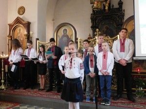 Квітна неділя та вшанування 145-ті роковини з дня народження Лесі Українки в Пасленку