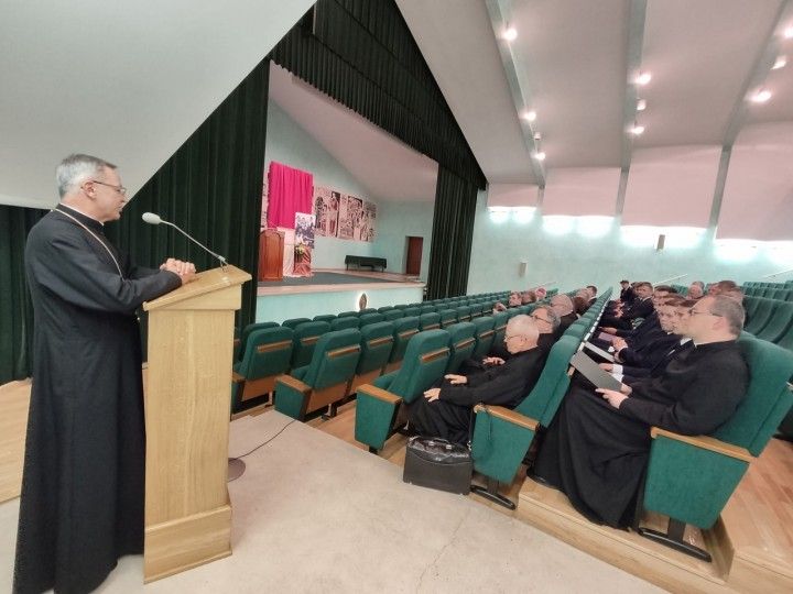 Arcybiskup Eugeniusz Popowicz Metropolita Przemysko – Warszawski wziął udział w inauguracji roku akademickiego 2023/2024 w Wyższym Seminarium Duchownym w Przemyślu
