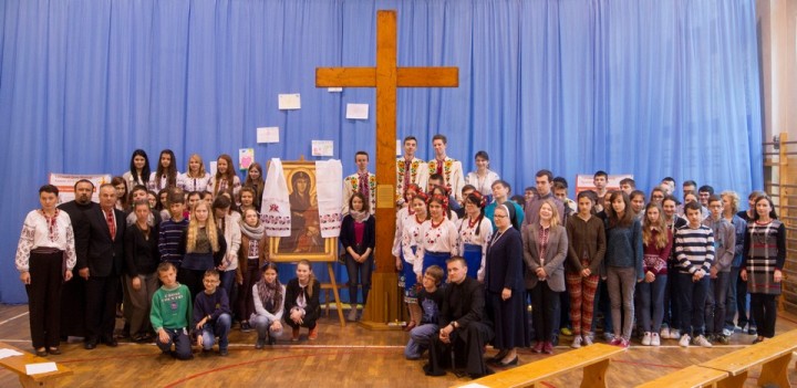 Хрест та Ікона Світових Днів Молоді прибули до Перемишля