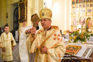 Архиєпископ Євген Попович у Соборі в Перемишлі очолиив Святу Літургію з нагоди нового навчального року